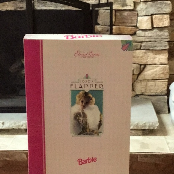 Style 1920s flapper Barbie doll - Picture 3 of 6
